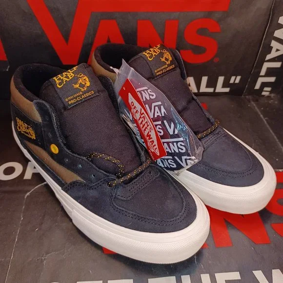 VANS Half Cab Surplus Black Military/White Men's